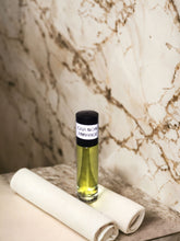 Load image into Gallery viewer, Givenchy Amirage type body oil (women)