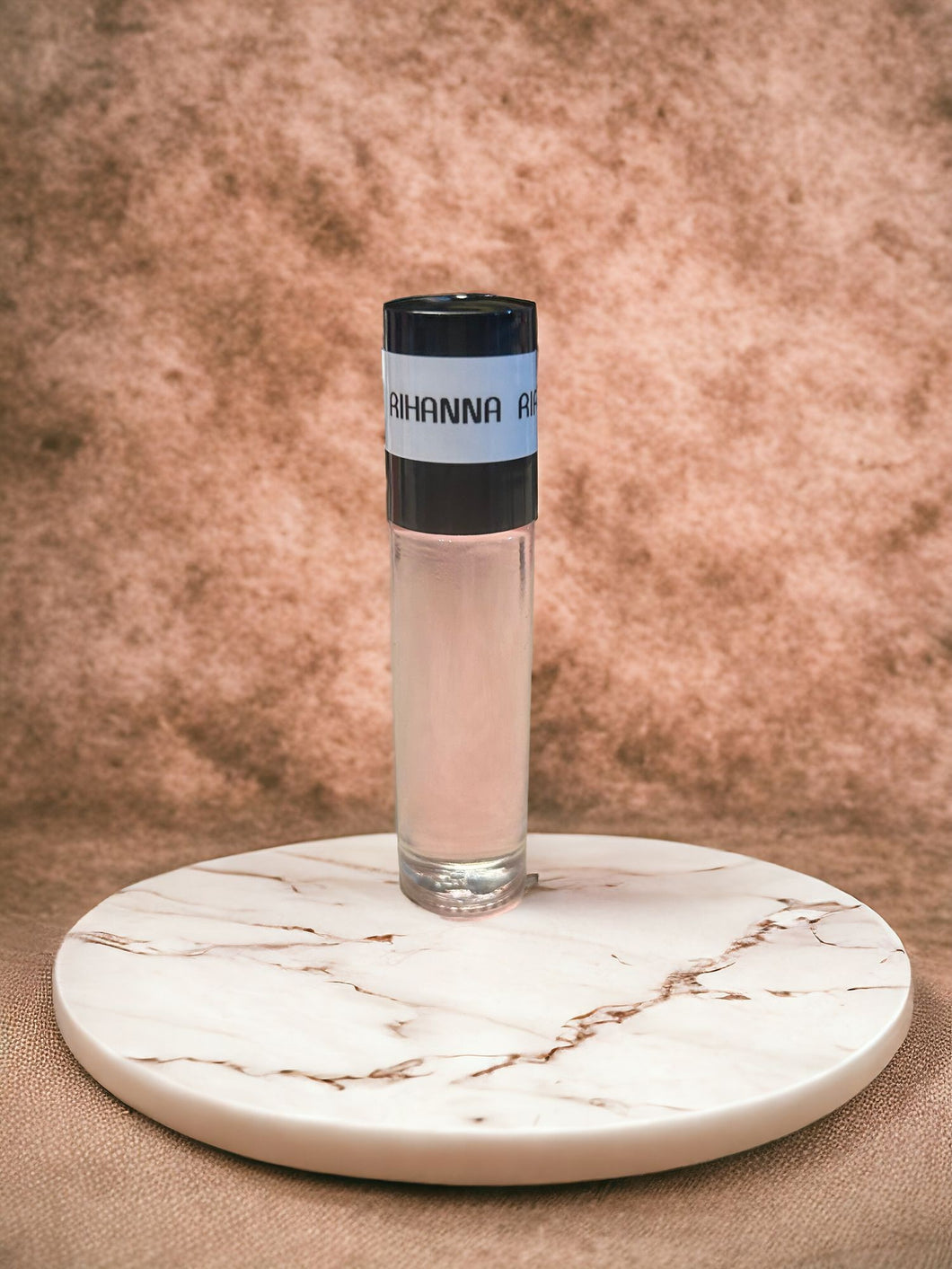 Rihanna RiRi type body oil (women)