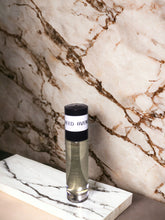 Load image into Gallery viewer, Creed Aventus type body oil (men)