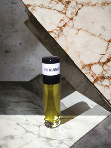 Rihanna Rebelle type body oil (women)